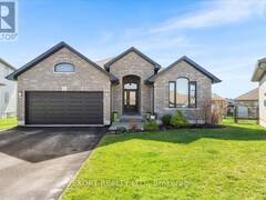 64 FARMINGTON CRESCENT Belleville Ontario, K8N 0J8