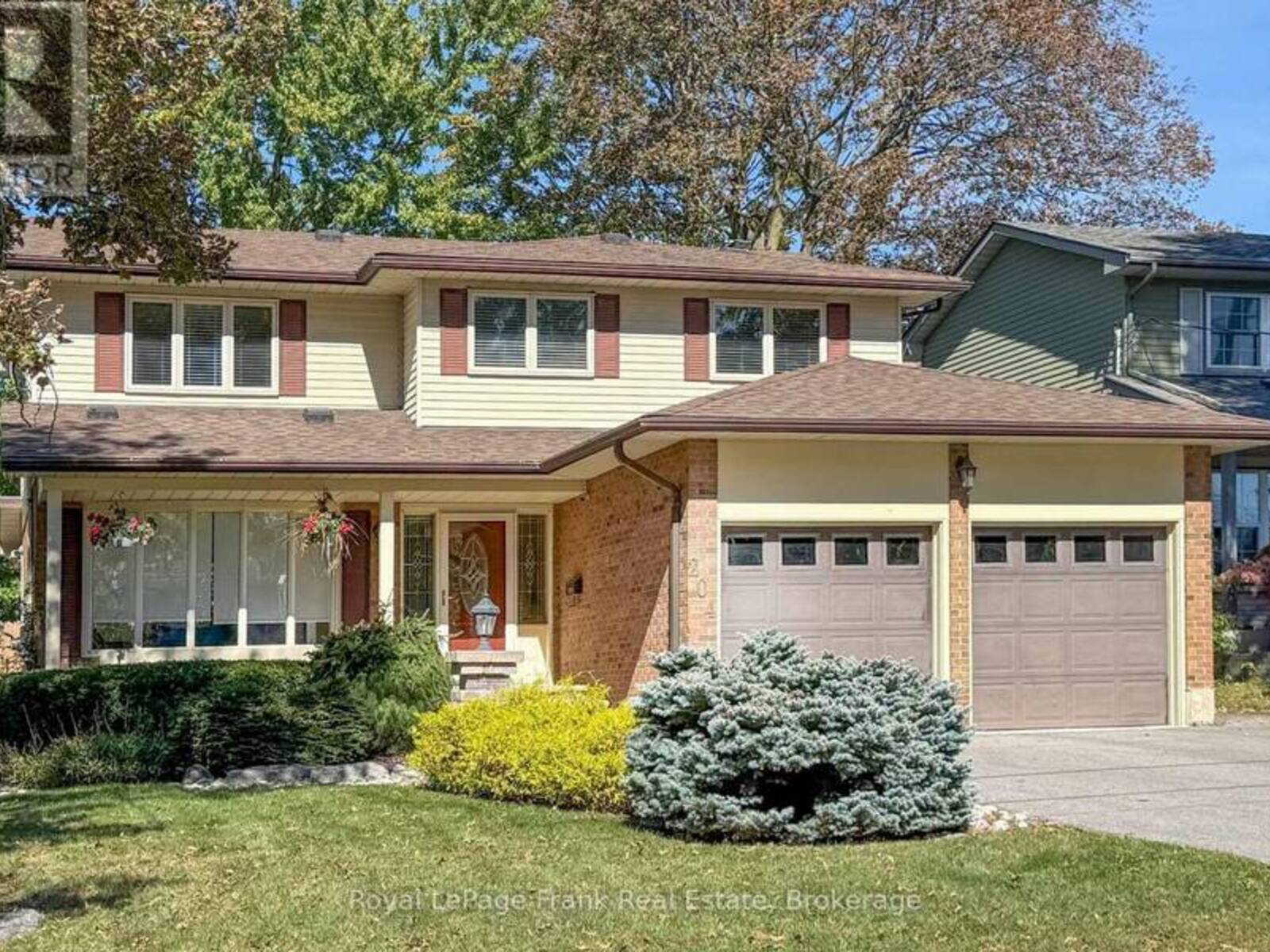 204 ST JOHN STREET E, Whitby, Ontario L1N 6M1