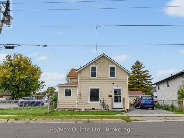 84 MOIRA STREET E Belleville Ontario, K8P 2S4 - 3 Bedrooms Home For Sale