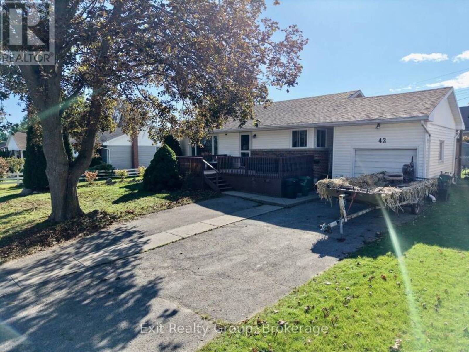 42 THIRD AVENUE, Quinte West, Ontario K8V 5N2