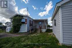 4 MCGREGOR DRIVE | Otonabee-South Monaghan Ontario | Slide Image Two