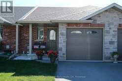 25 HILLSIDE MEADOW DRIVE | Quinte West Ontario | Slide Image Two
