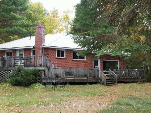 1031 CONSTANCE ROAD Dysart et al Ontario, K0L 1X0 - 5 Bedrooms Waterfront Home For sale