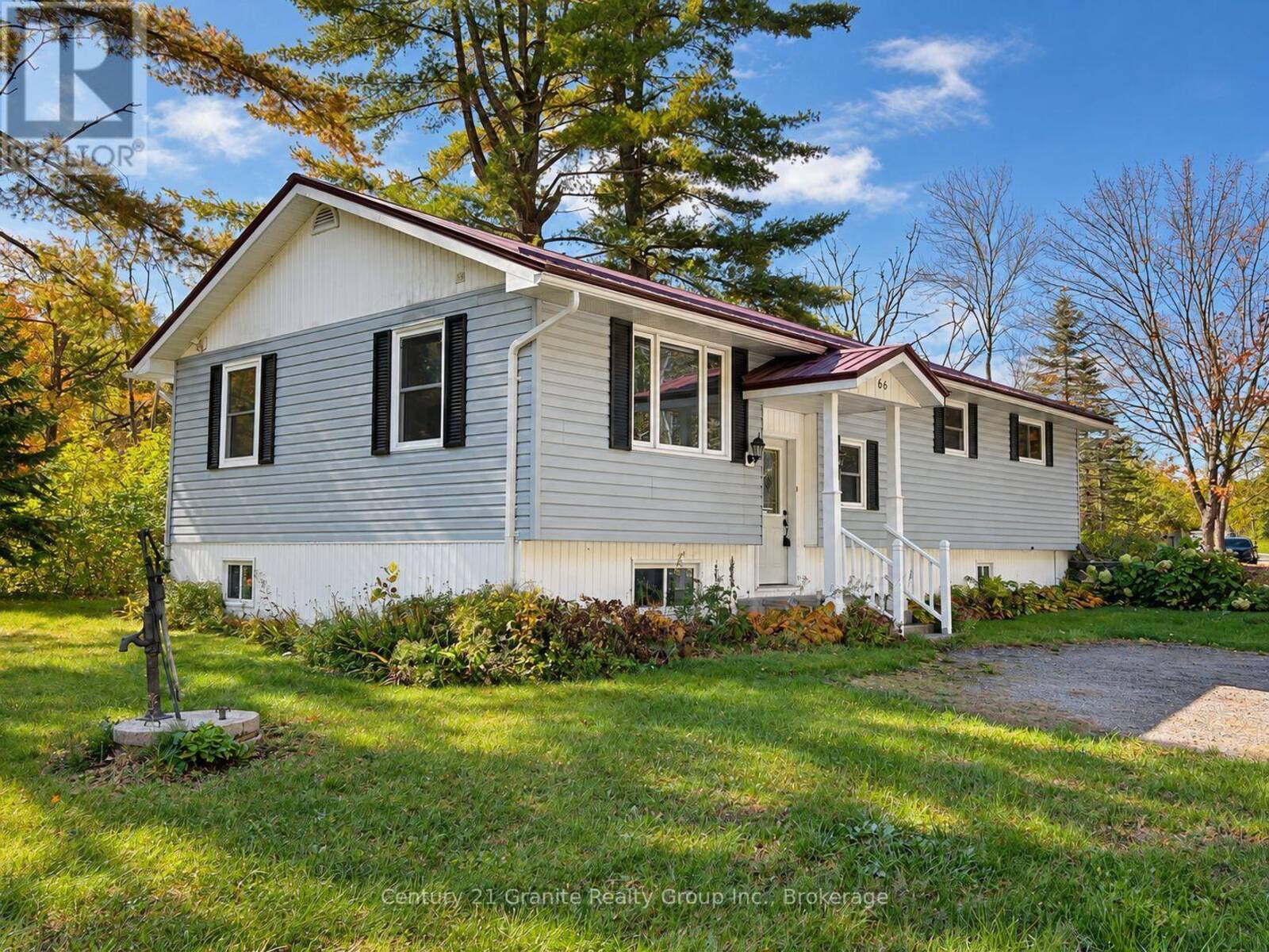 66 HASTINGS STREET S, Bancroft, Ontario K0L 1C0