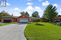 9 HILLVIEW DRIVE | Bobcaygeon Ontario | Slide Image One