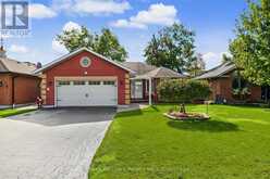 9 HILLVIEW DRIVE | Bobcaygeon Ontario | Slide Image Two