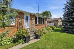 3 COLEMAN CRESCENT | Kawartha Lakes Ontario | Slide Image Three