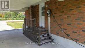 316 BUCK HILL ROAD | Bancroft Ontario | Slide Image Five