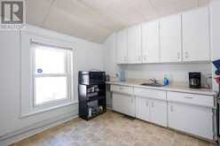 395 BLEECKER AVENUE | Belleville Ontario | Slide Image Nineteen
