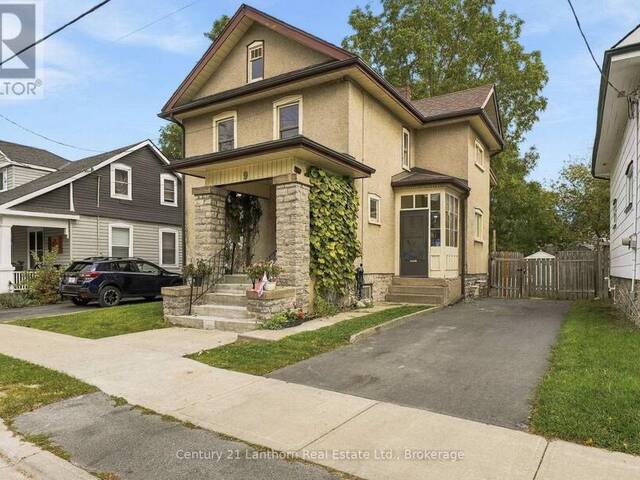 9 SOUTH PARK STREET Belleville Ontario, K8P 2W8 - 4 Bedrooms Home For Sale