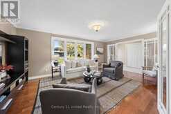 86 CRYSTAL SPRINGS DRIVE | Peterborough Ontario | Slide Image Ten