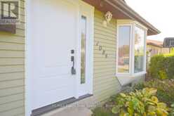 1084 NORMAN CRESCENT | Oshawa Ontario | Slide Image Three