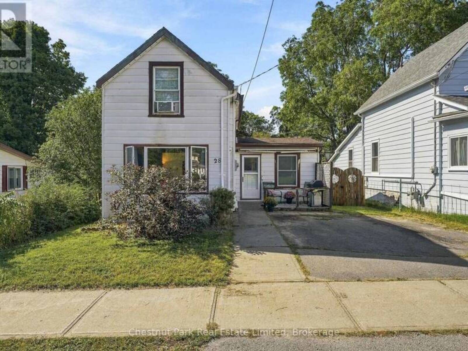 28 SPRING STREET, Prince Edward, Ontario K0K 2T0