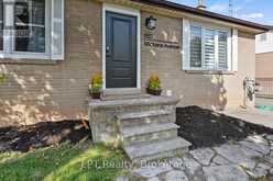 667 WICKENS AVENUE | Burlington Ontario | Slide Image Seven