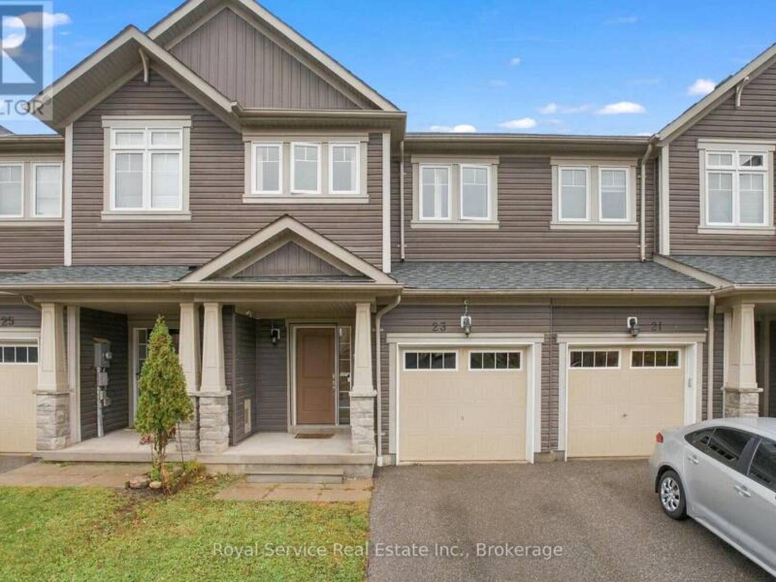 23 TABARET CRESCENT, Oshawa, Ontario L1L 0G5
