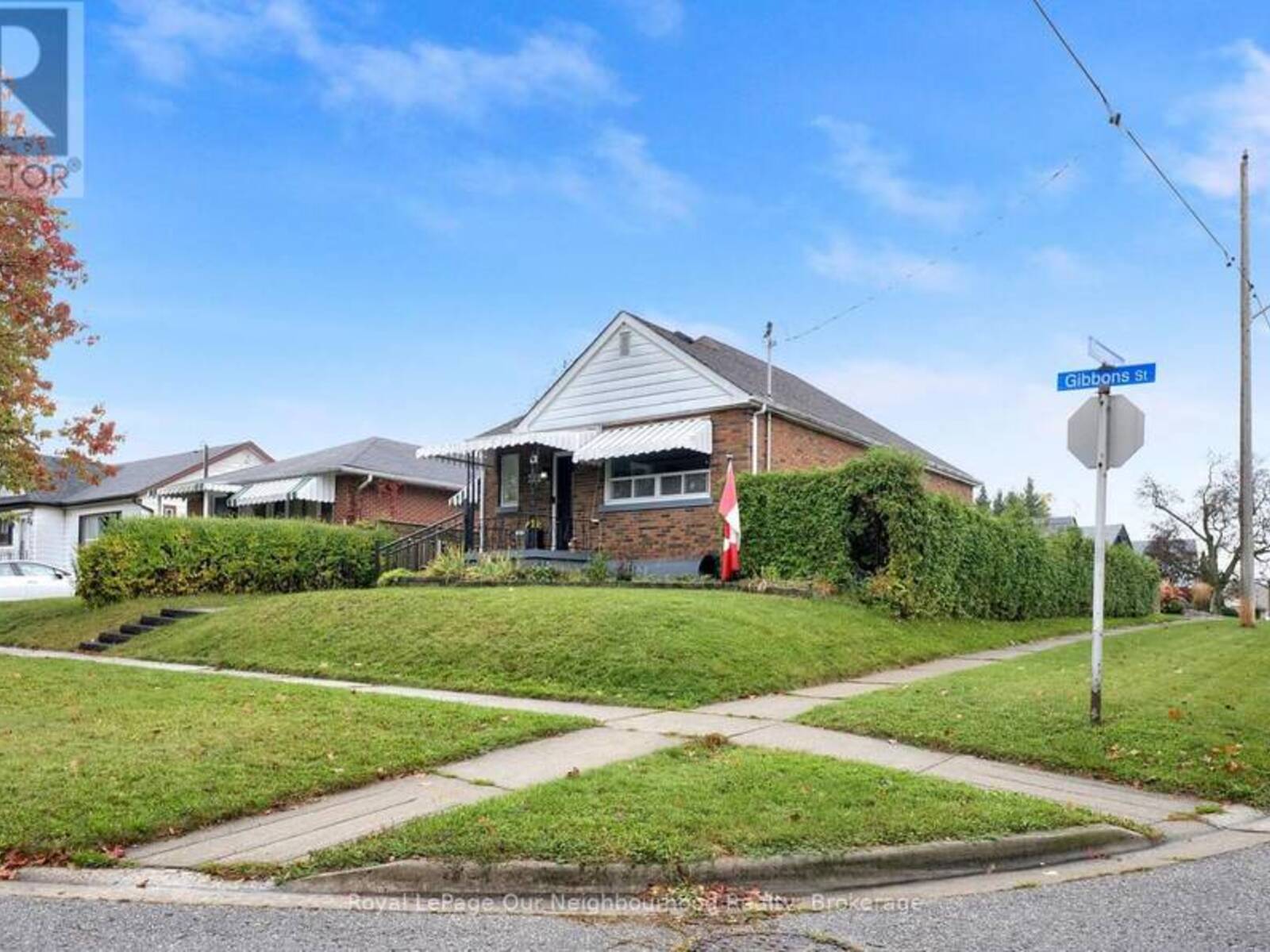 312 GIBBONS STREET, Oshawa, Ontario L1J 4Y8