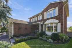 250 GLEN HILL DRIVE | Whitby Ontario | Slide Image Two