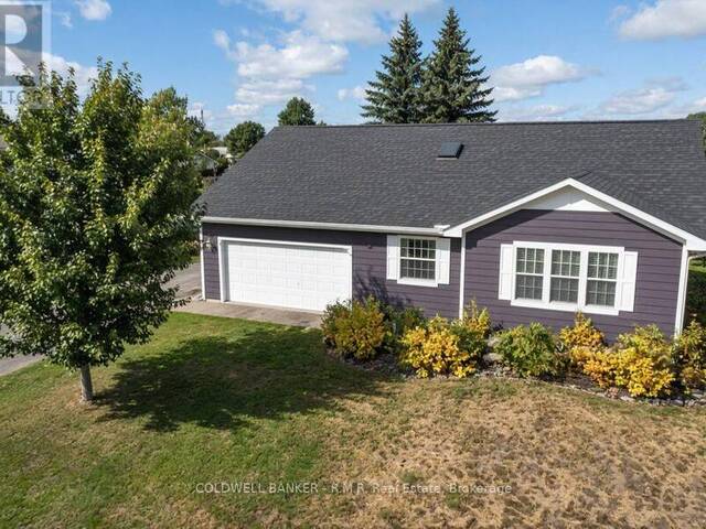 34 HELEN CRESCENT Kawartha Lakes Ontario, K0M 2C0 - 4 Bedrooms Home For Sale