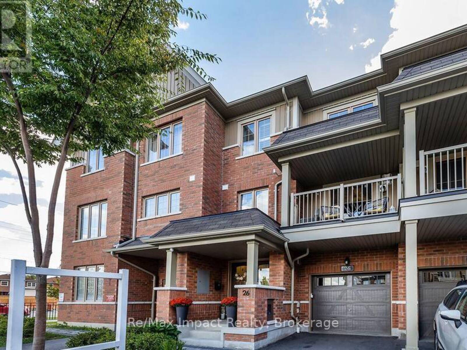 26 AMULET WAY, Whitby, Ontario L1R 0R5