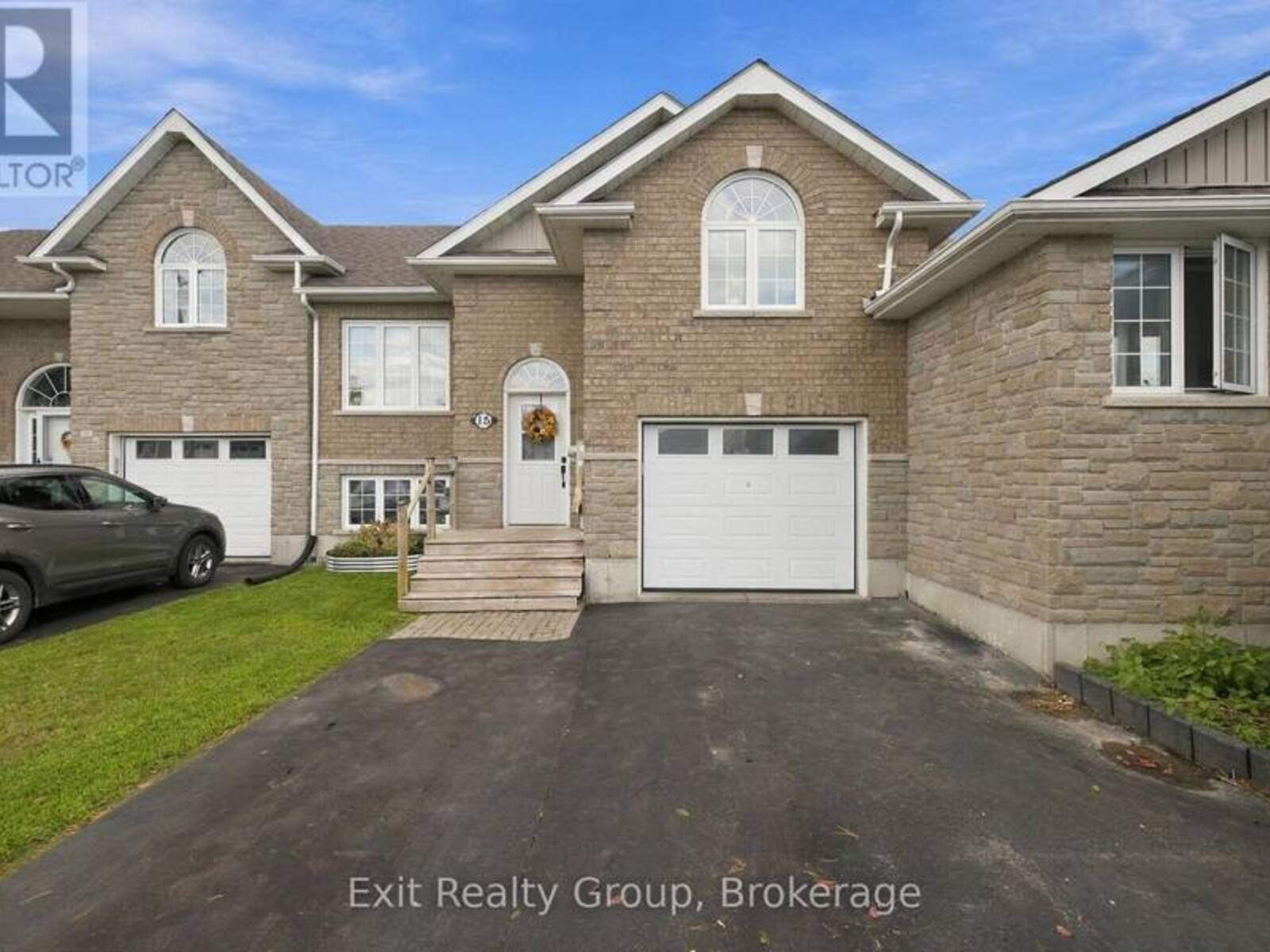 15 EVERGREEN COURT, Belleville, Ontario K8N 0A1