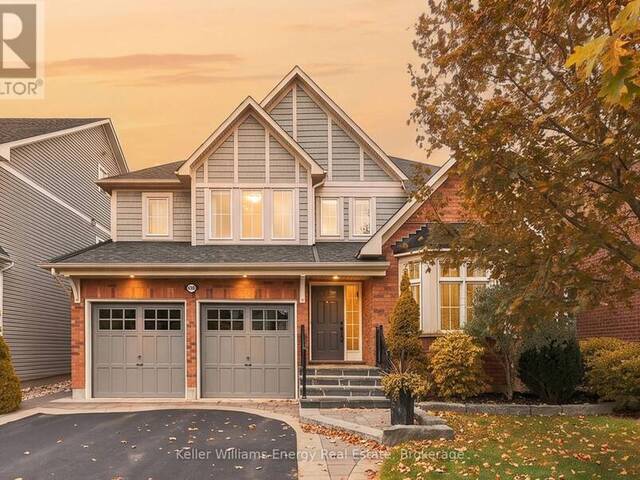 229 MONTGOMERY AVENUE Whitby Ontario, L1M 0B6 - 5 Bedrooms Home For Sale