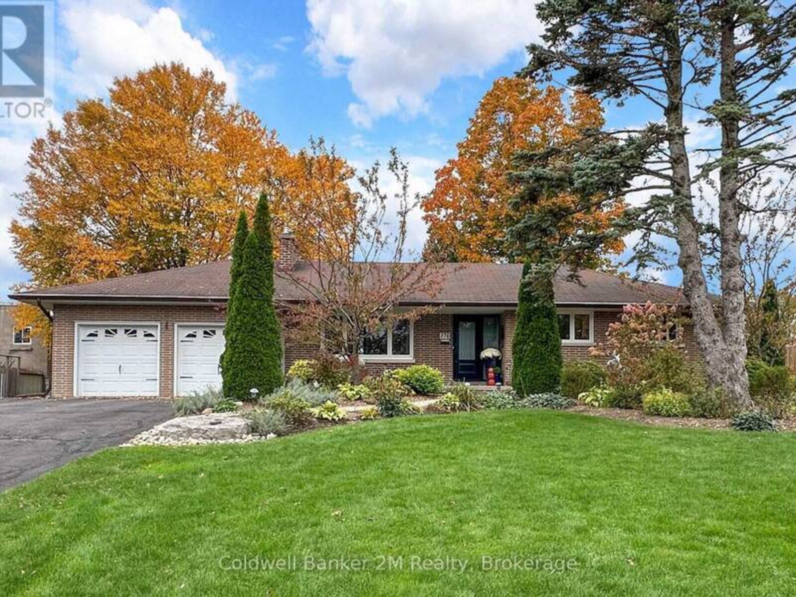276 PARK ROAD N, Oshawa, Ontario L1G 4T1