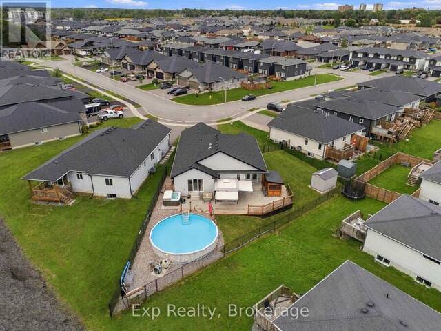 14 LEHTINEN CRESCENT Belleville Ontario, K8P 4G5 - 4 Bedrooms Home For Sale