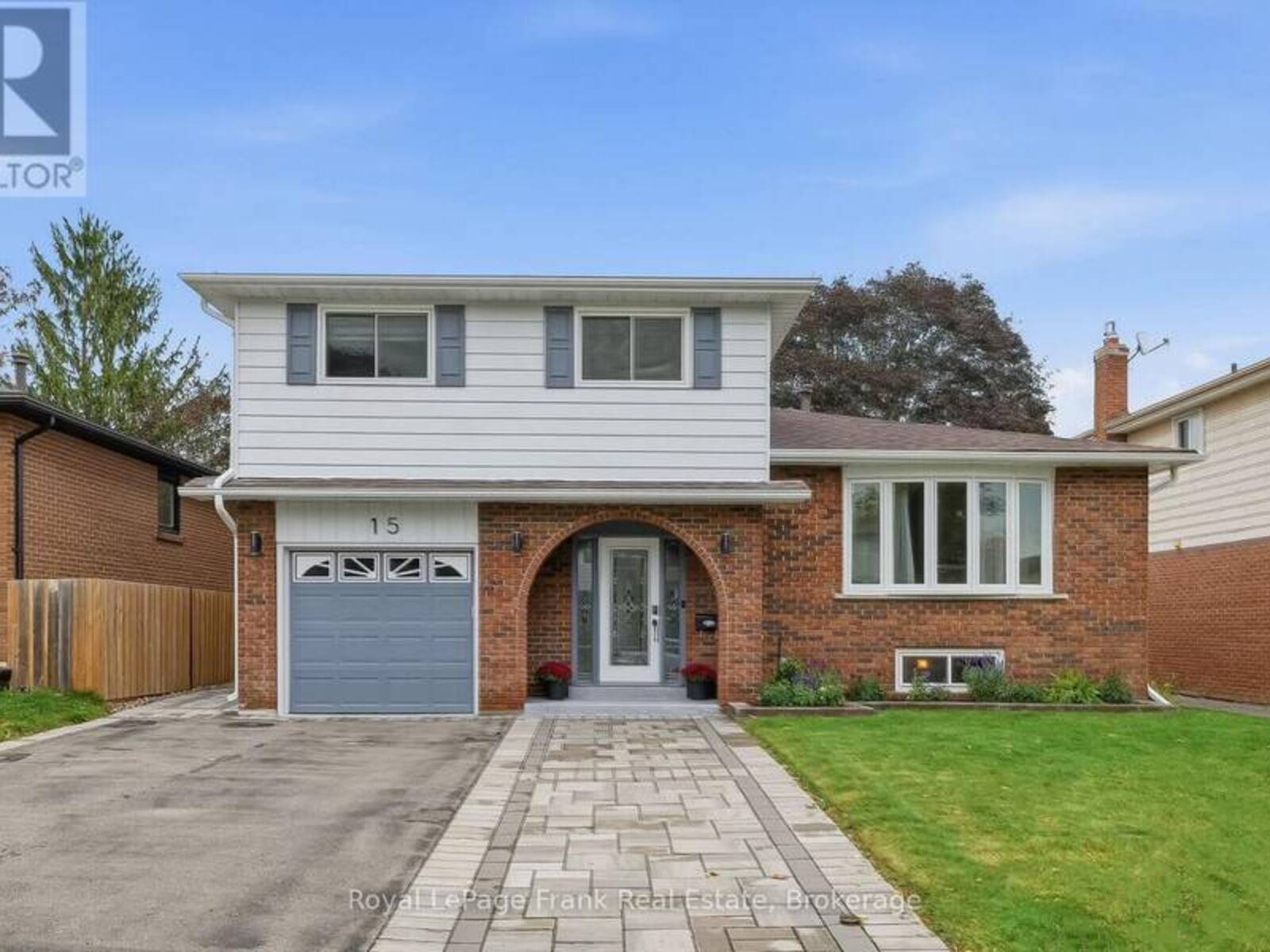 15 HILLIER STREET, Clarington, Ontario L1C 3S5