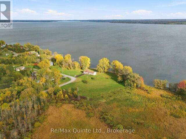 40 WALLBRIDGE CIRCLE Belleville Ontario, K8N 4Z7 - 3 Bedrooms Waterfront Home For sale