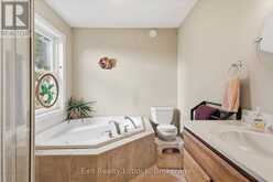 836 HAYES LINE | Kawartha Lakes Ontario | Slide Image Twelve