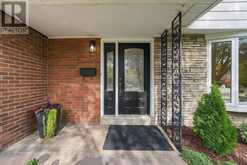 877 CAPRI COURT | Oshawa Ontario | Slide Image Five