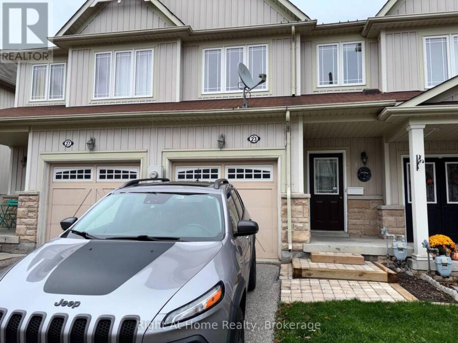 19 - 23 CONNELL LANE, Clarington, Ontario L1C 0L1
