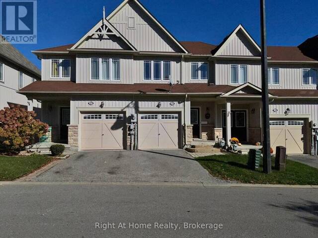 19 - 23 CONNELL LANE Clarington Ontario, L1C 0L1 - 3 Bedrooms Condo For Sale
