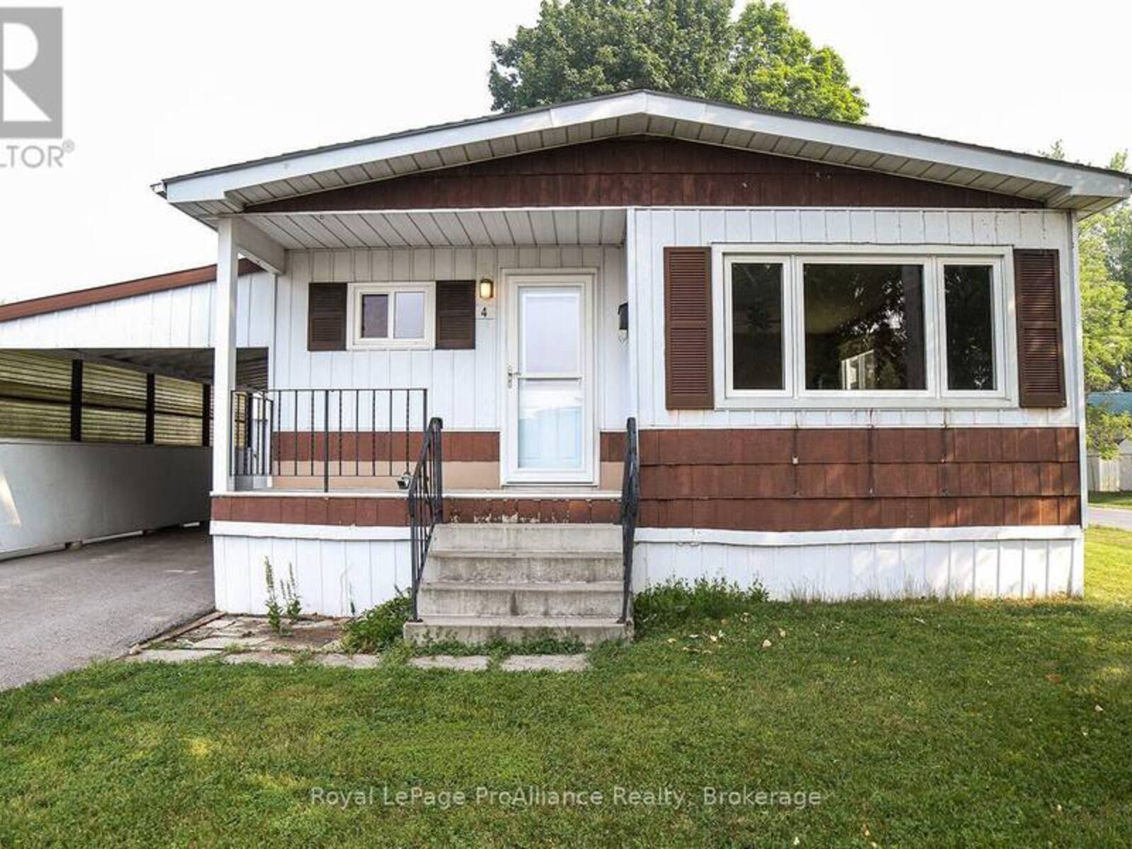 401 - 4 DOVE LANE, Quinte West, Ontario K8N 4Z3