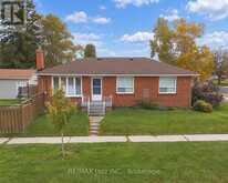 729 LAKEVIEW AVENUE | Oshawa Ontario | Slide Image Two