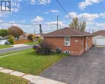 729 LAKEVIEW AVENUE | Oshawa Ontario | Slide Image Four
