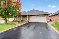39 GREEN ARBOUR WAY | Lindsay Ontario | Slide Image One