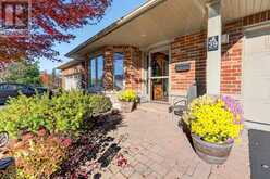 39 GREEN ARBOUR WAY | Lindsay Ontario | Slide Image Three