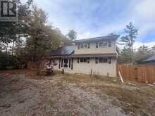 11 EDGEWOOD DRIVE | Fenelon Falls Ontario | Slide Image Three