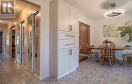 22 PEACHTREE PLACE | Vaughan Ontario | Slide Image Thirteen