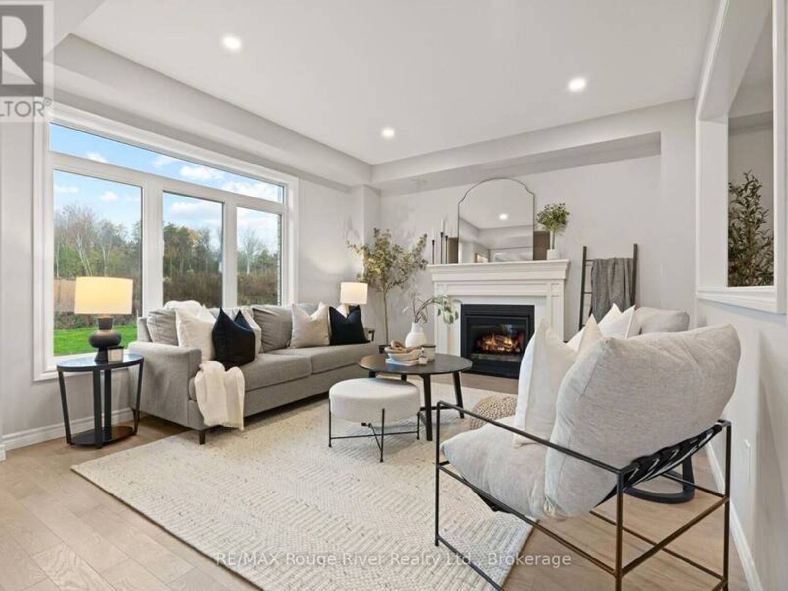 286 LYLE DRIVE, Clarington, Ontario L1C 0V8