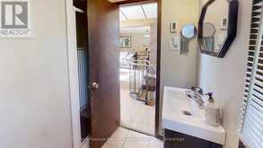 18 LAKEVIEW BOULEVARD | Kawartha Lakes Ontario | Slide Image Seventeen