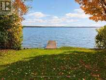 18 LAKEVIEW BOULEVARD | Kawartha Lakes Ontario | Slide Image Thirty-seven