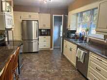 4 AVOLINE BOULEVARD N | Fenelon Falls Ontario | Slide Image Five