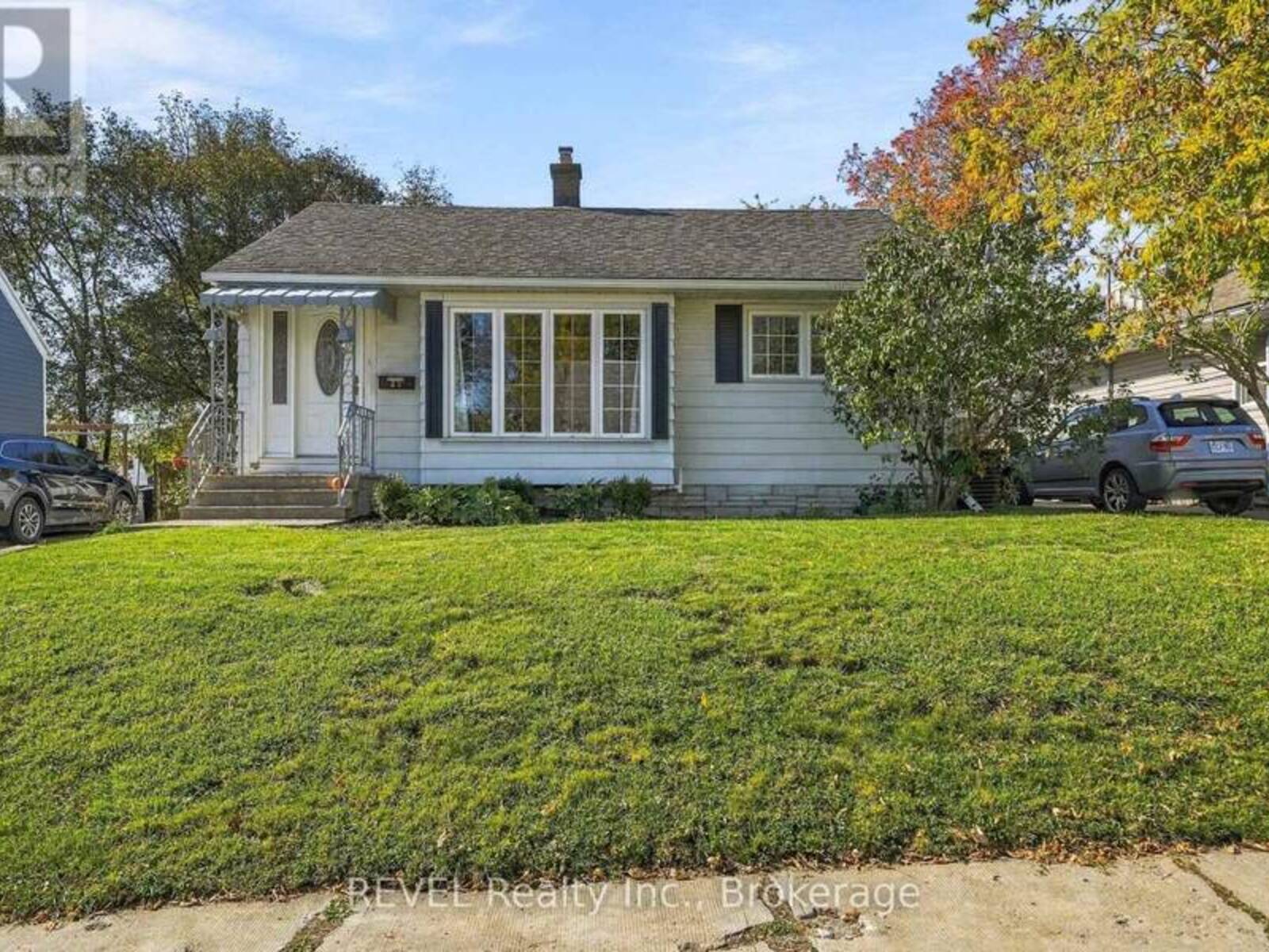 20 FIFTH STREET, Belleville, Ontario K8N 4S3