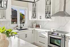 39 SERENE COURT | Whitby Ontario | Slide Image Nine