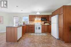 34 LORI BOULEVARD | Lindsay Ontario | Slide Image Eight
