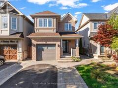16 BETTINA PLACE Whitby Ontario, L1P 1R4