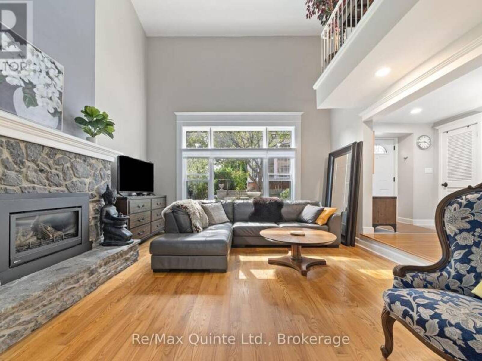 5 - 99 BRIDGE STREET E, Belleville, Ontario K8N 1M2