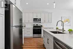 713 PRINCE OF WALES DRIVE | Cobourg Ontario | Slide Image Thirteen